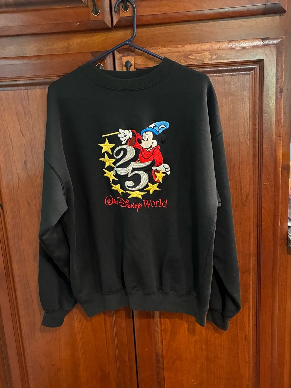 Unisex Black Walt Disney World 25th Anniversary Sweatshirt (Large)
